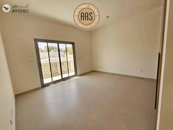 One month free Corner Villa ! Maids + Storage Room ! Luxurious ! Ready to Move ! Closed To Metro 