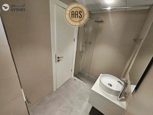 One month free Corner Villa ! Maids + Storage Room ! Luxurious ! Ready to Move ! Closed To Metro 