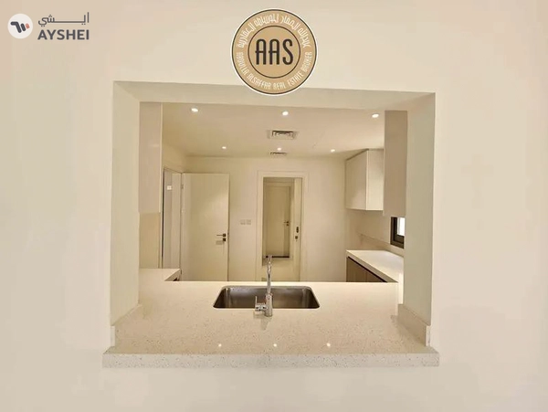 One month free Corner Villa ! Maids + Storage Room ! Luxurious ! Ready to Move ! Closed To Metro 