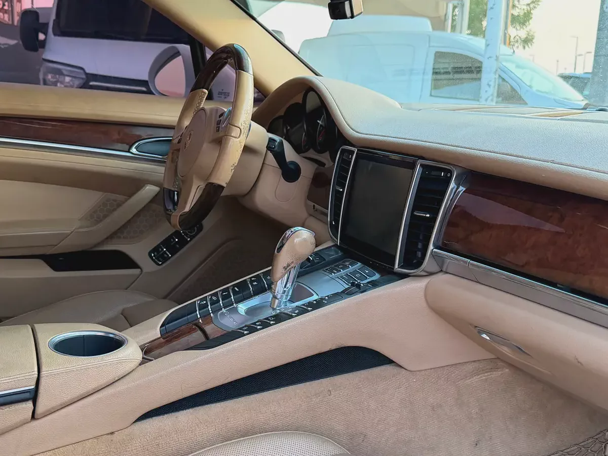 Porsche Panamera 4S 2012 American Specs-13-13