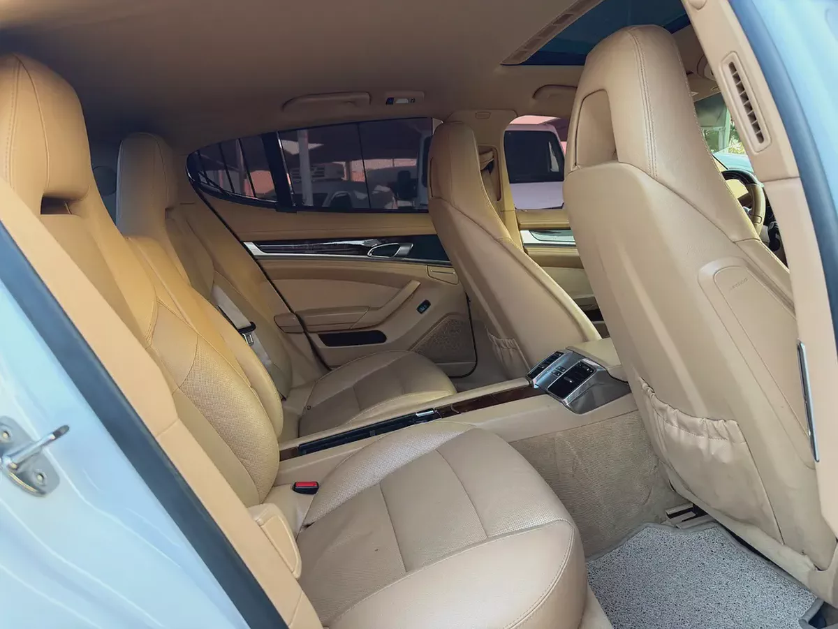 Porsche Panamera 4S 2012 American Specs-17-17