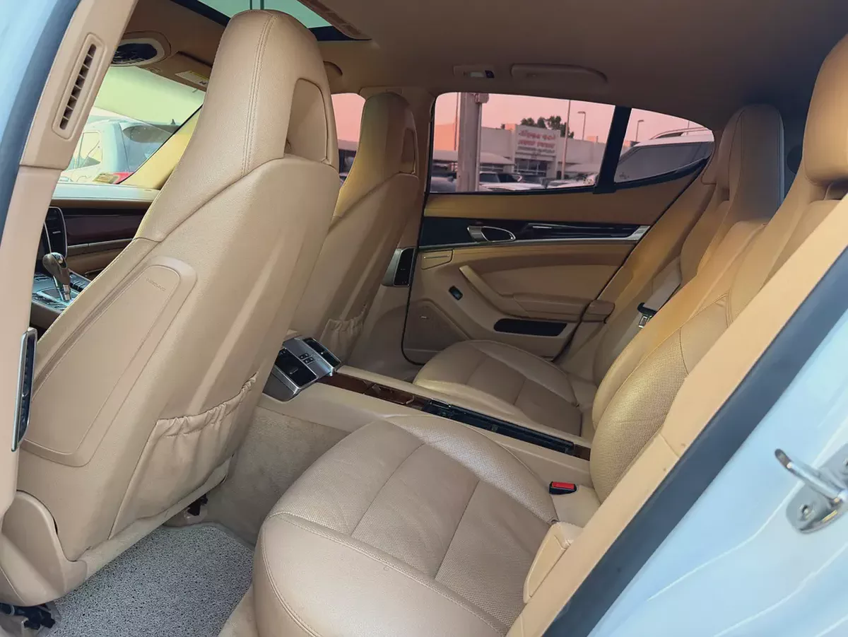 Porsche Panamera 4S 2012 American Specs-18-18
