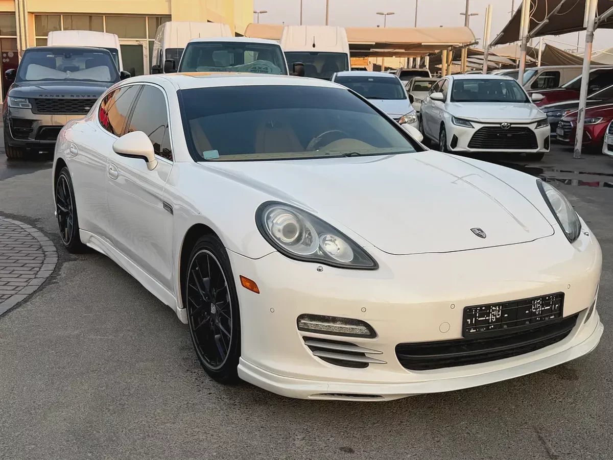 Porsche Panamera 4S 2012 American Specs-5-5