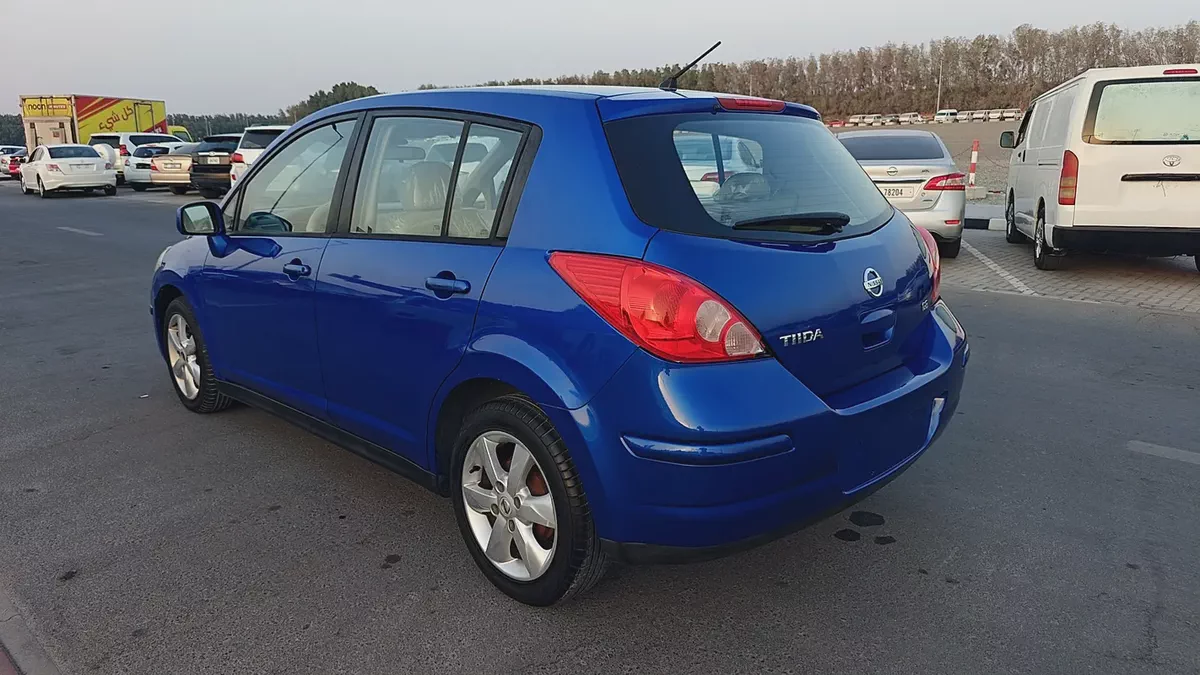 Nissan Tiida 2012 S GCC Specs-7-7