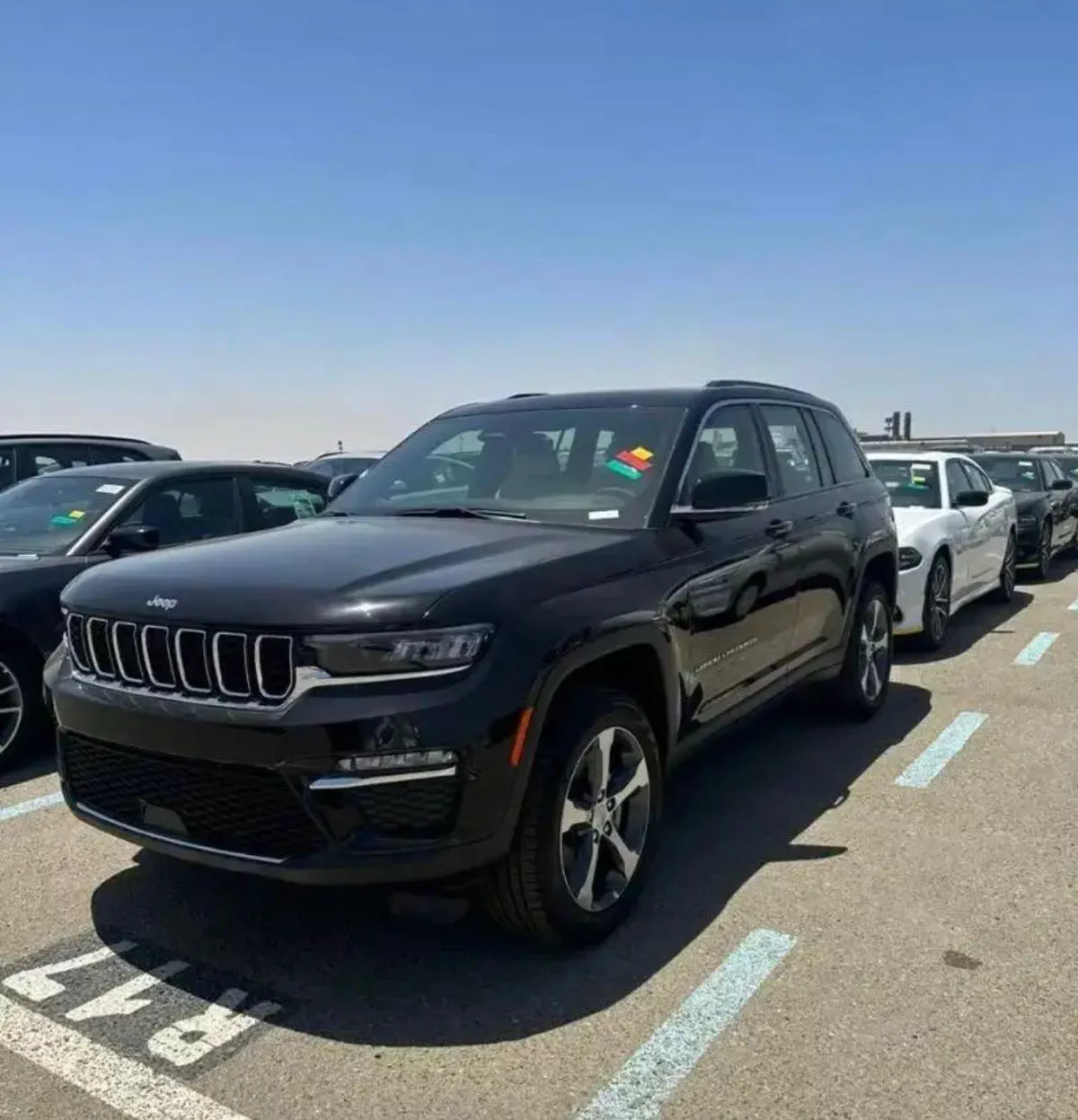 2023 Jeep Grand Cherokee – Premium Luxury SUV