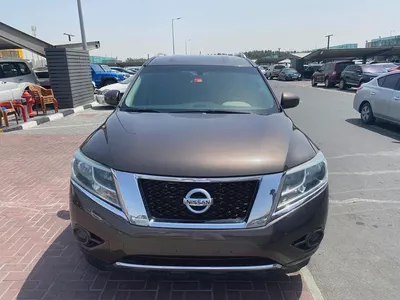 Nissan pathfinder 2016 brown color GCC calen car-0