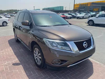Nissan pathfinder 2016 brown color GCC calen car-10