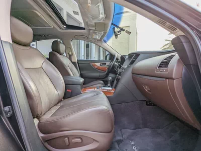 2017 Infiniti QX70 Gcc FullOption (Single Owner with Service History)-5