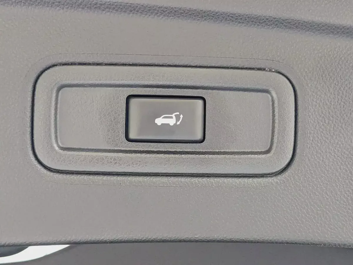 2017 Infiniti QX70 Gcc FullOption (Single Owner with Service History)-16-16