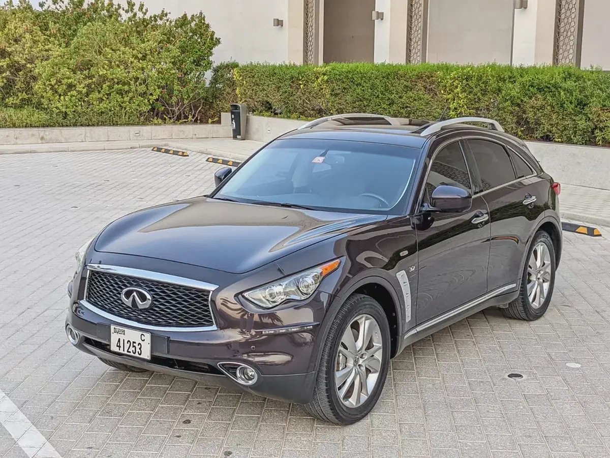 2017 Infiniti QX70 Gcc FullOption (Single Owner with Service History)-1-1