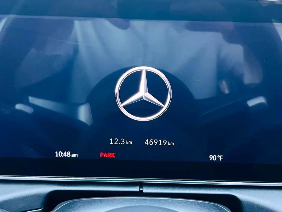 2023 Mercedes-Benz C300 | Premium Trim | Low Mileage | American Specs-10-10