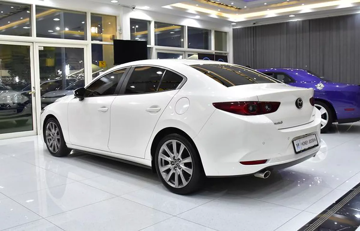 Mazda 3 ( 2023 Model ) in White Color GCC Specs-12-12