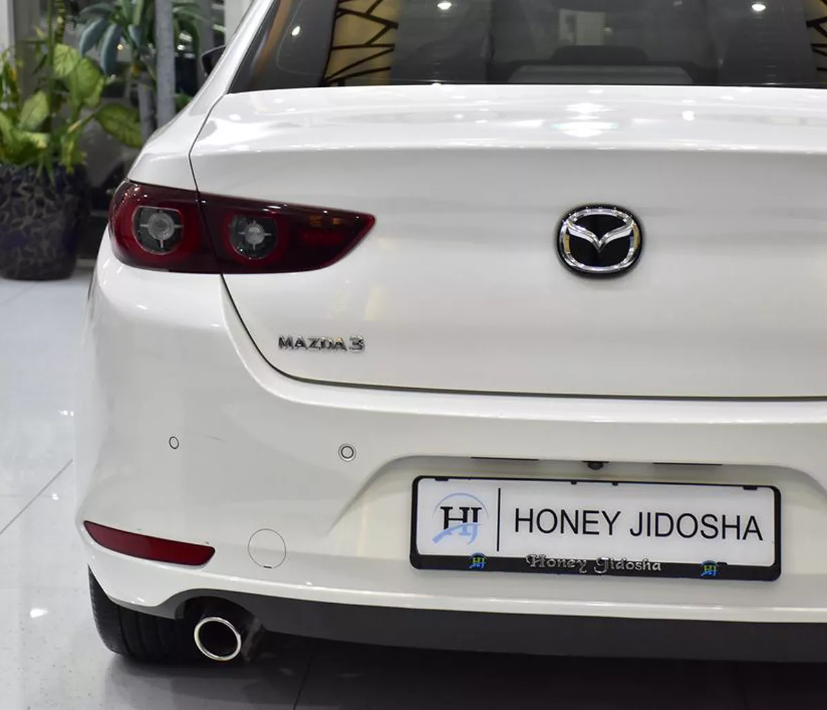 Mazda 3 ( 2023 Model ) in White Color GCC Specs-7-7