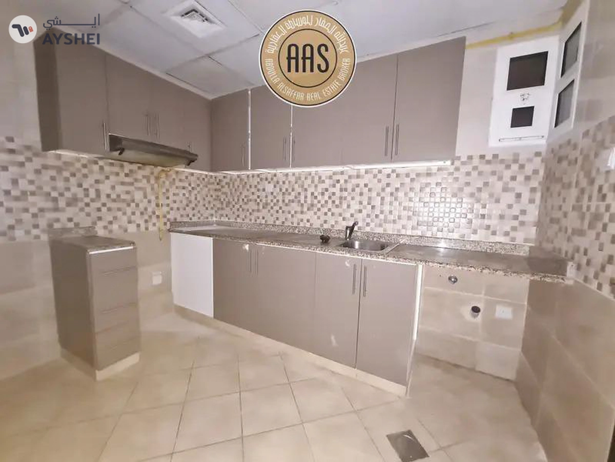 Luxurious and Spacious Chiller Free 1Bhk 60k Full Facilities-10-10