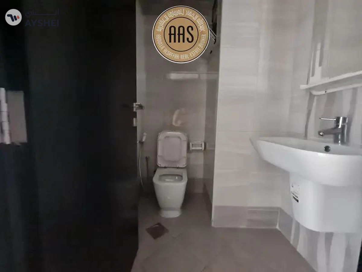 Luxurious and Spacious Chiller Free 1Bhk 60k Full Facilities-11-11