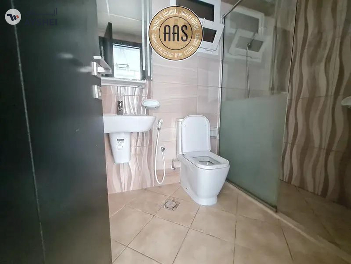 Luxurious and Spacious Chiller Free 1Bhk 60k Full Facilities-6-6