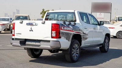 Mitsubishi L200 Brand New 2026 Mitsubishi L200 GLX (C80) 2.5L Diesel Pick-Up – GCC Specs | Export Ready-14