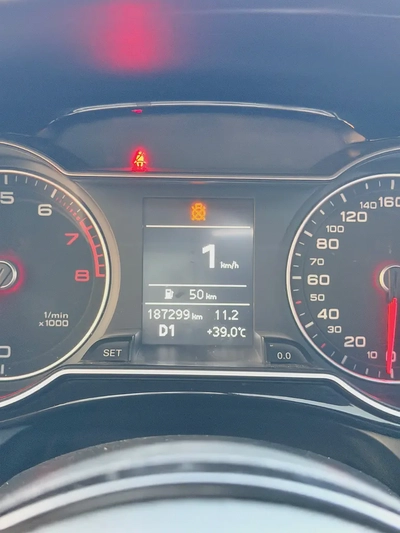 Audi A4 2013 2.0 TFSI quattro S line - GCC Specs - Excellent Condition-13