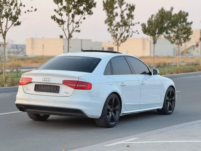Audi A4 2013 2.0 TFSI quattro S line - GCC Specs - Excellent Condition-5