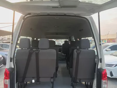 Nissan Urvan NV350 2020 GCC Specs | Well Maintained-15