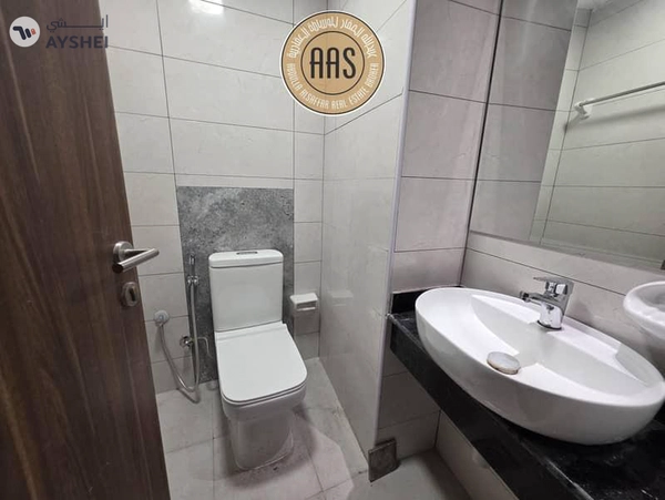 In prime location brand new luxurious 1bhk with all amenities