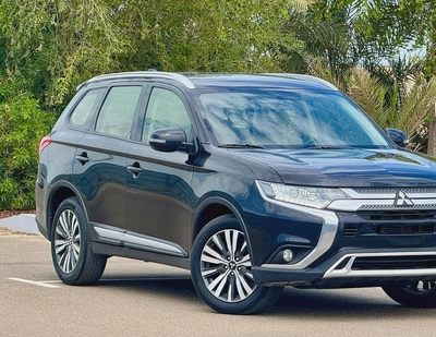 820-Monthly l GCC l 4WD , Cruise, Camera l Accident Free-13