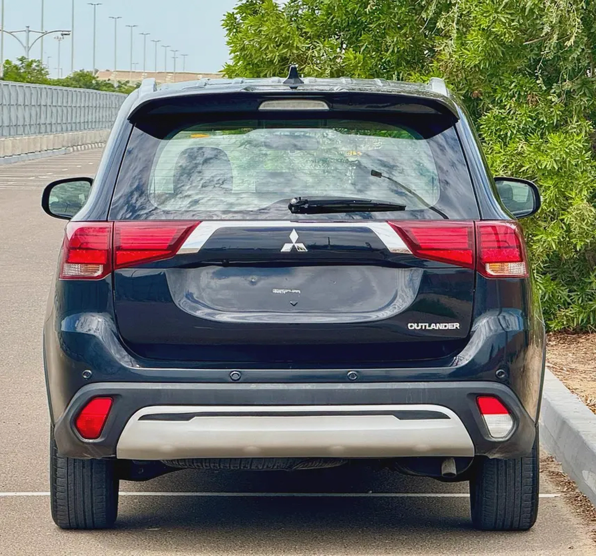 820-Monthly l GCC l 4WD , Cruise, Camera l Accident Free