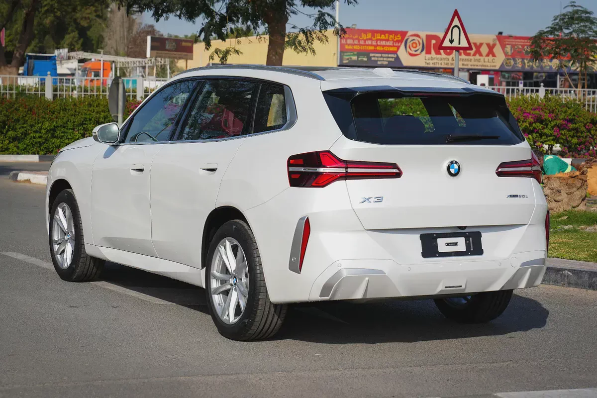 BMW X3 X DRIVE 25L 2026!! CHINESE SPECS!! MENTIONED PRICE IS FOR EXPORT ONLY-17-17
