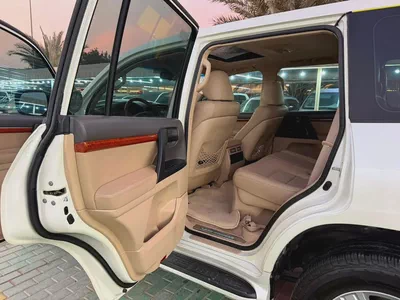 Toyota Land Cruiser GXR 2013 | GCC Specs | Well Maintained-8