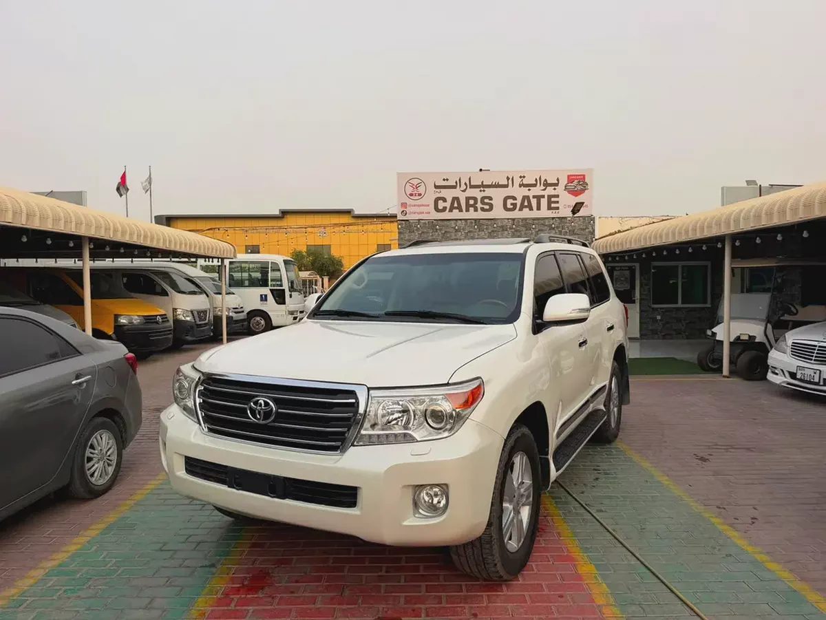 Toyota Land Cruiser GXR 2013 | GCC Specs | Well Maintained