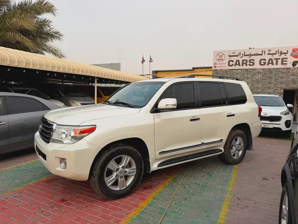 Toyota Land Cruiser GXR 2013 | GCC Specs | Well Maintained-1-1