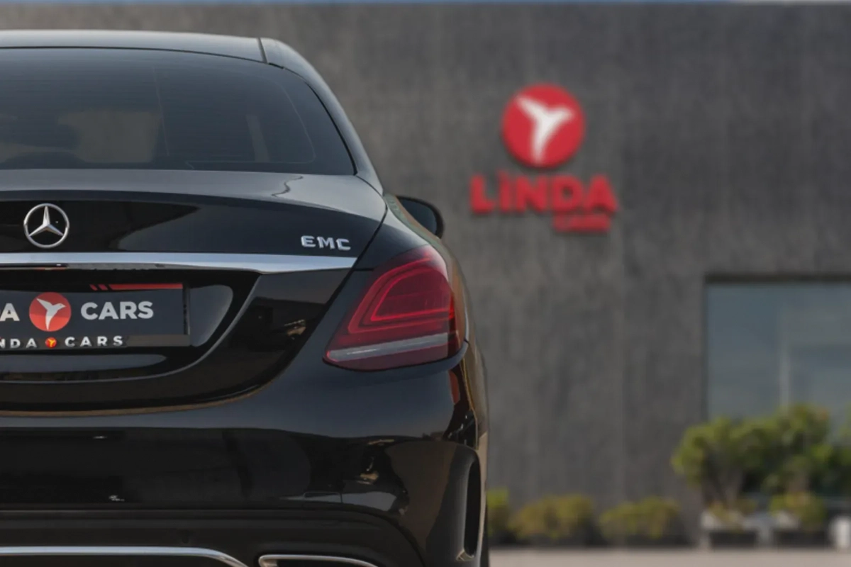 Mercedes-Benz C-Class 200 2021-20-20