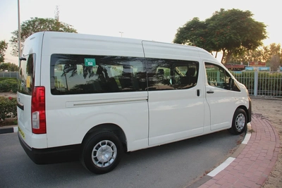 2023 Toyota Hiace 3.5L 13 seat! GCC! Perfect Condition!-5