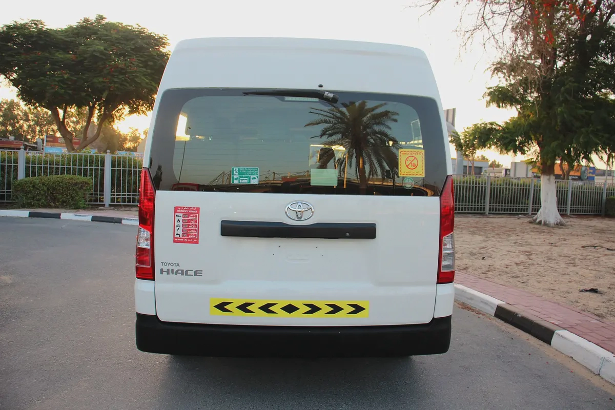 2023 Toyota Hiace 3.5L 13 seat! GCC! Perfect Condition!-1-1