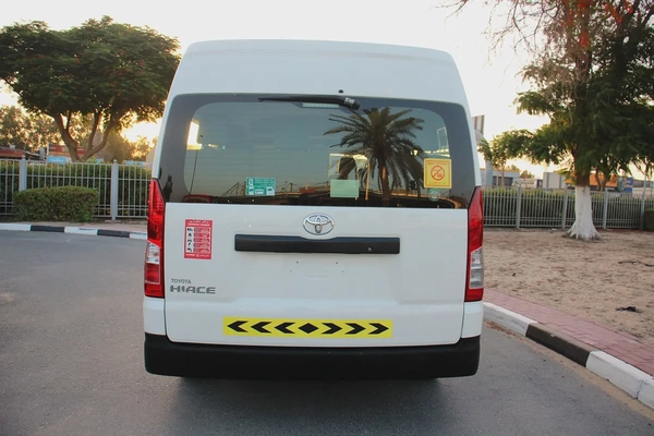 2023 Toyota Hiace 3.5L 13 seat! GCC! Perfect Condition!