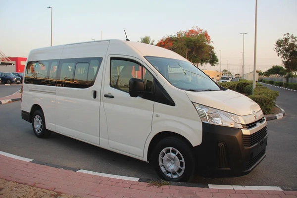 2023 Toyota Hiace 3.5L 13 seat! GCC! Perfect Condition!