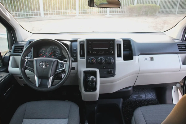 2023 Toyota Hiace 3.5L 13 seat! GCC! Perfect Condition!
