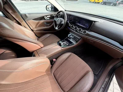Mercedes Benz E200 STANDARD E 200 | GCC Specs | Pristine Condition-9