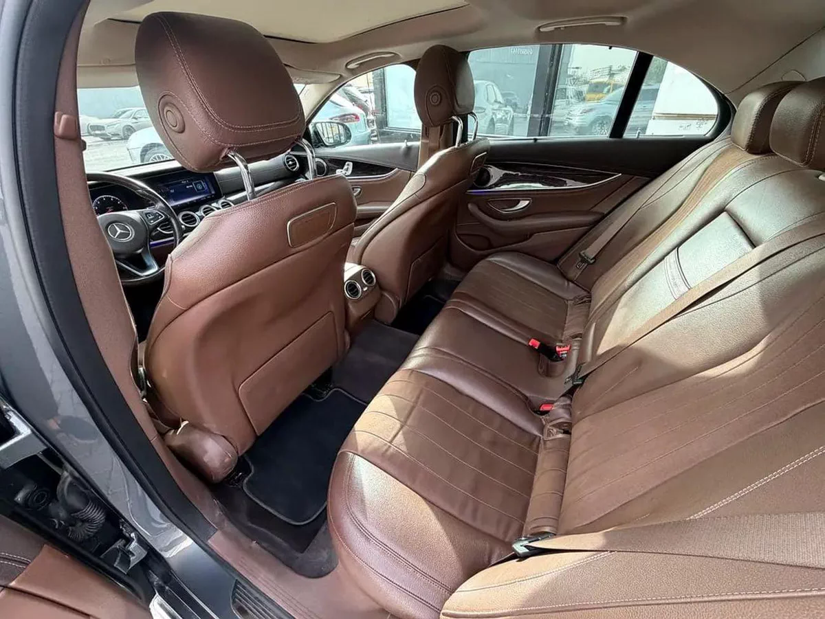 Mercedes Benz E200 STANDARD E 200 | GCC Specs | Pristine Condition-5-0