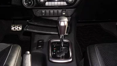 Toyota Hilux-6