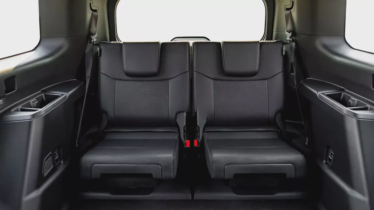 Toyota Prado Adventure 2026 - European Specs - GCC Resale-13-13
