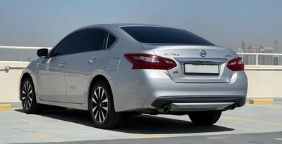 Nissan Altima 2.5 SL (Special Luxury) 4CYL-7