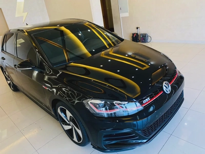 2019 Volkswagen Golf GTI - GCC Specs - Excellent Condition-2