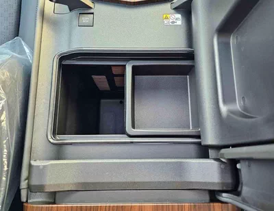 Toyota Land Cruiser VX || 4.0L PETROL V6 | RADAR | BIG DVD | LEATHER WITH MEMORY SEATS (CODE#VX4HA)-23