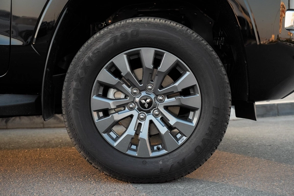 Mitsubishi L200 Sportero
