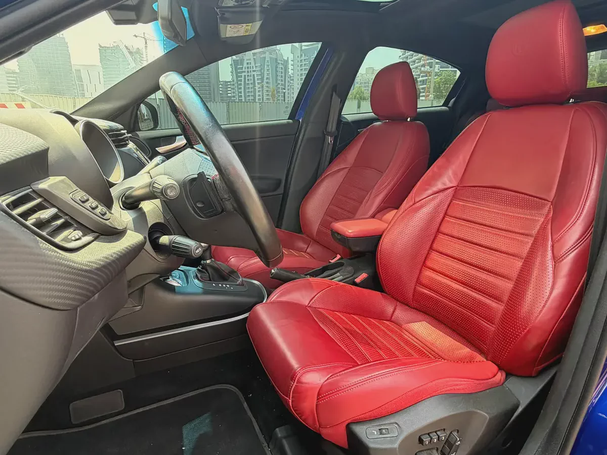 2019 Alfa Romeo Giulietta Veloce | GCC Specs-7-7