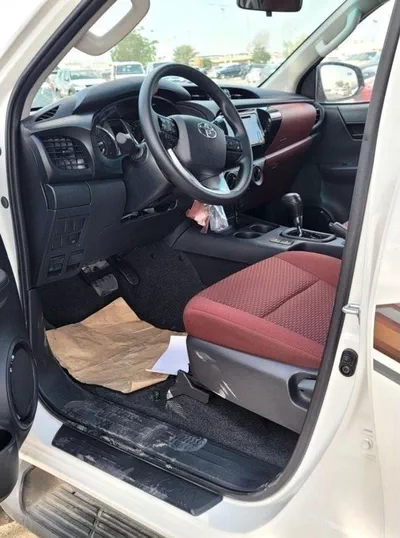 Toyota Hilux GL HILUX 2.7L AT 2024-10