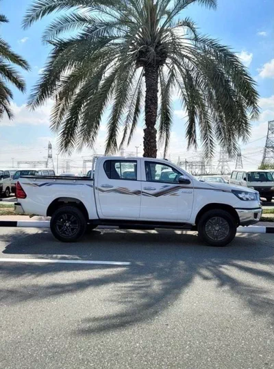 Toyota Hilux GL HILUX 2.7L AT 2024-3