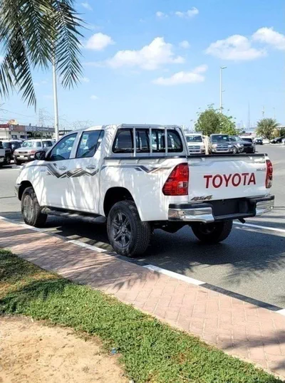 Toyota Hilux GL HILUX 2.7L AT 2024-4
