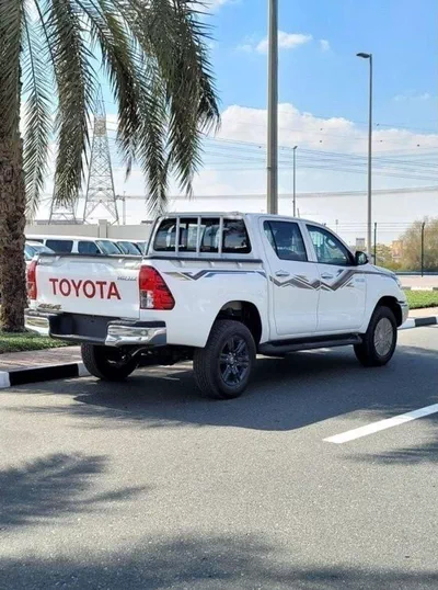 Toyota Hilux GL HILUX 2.7L AT 2024-5
